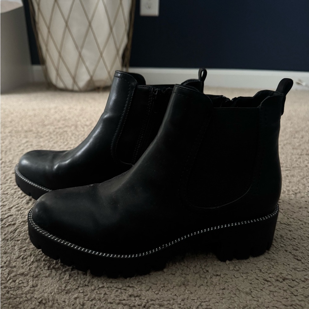 Black Chelsea Lug Sole Ankle Booties with Silver Stitch Trim
